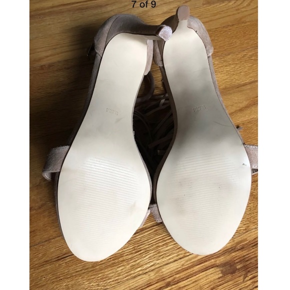 Steve Madden Sashi Taupe Tan Fringe Sandals Heels - Picture 7 of 9